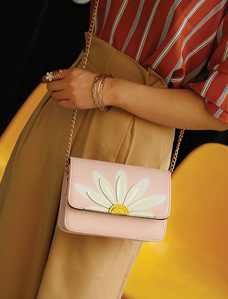 Flower Embroidery Shoulder Bag Flower Embroidery Shoulder Bag