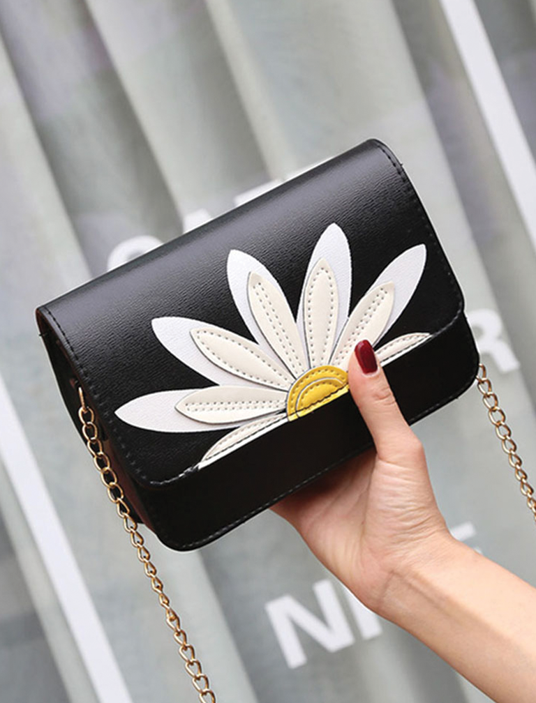 Flower Embroidery Shoulder Bag Flower Embroidery Shoulder Bag