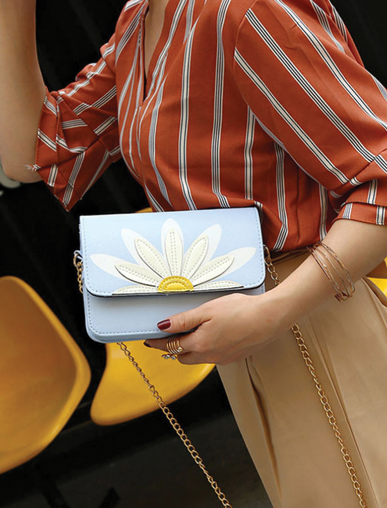 Flower Embroidery Shoulder Bag Flower Embroidery Shoulder Bag