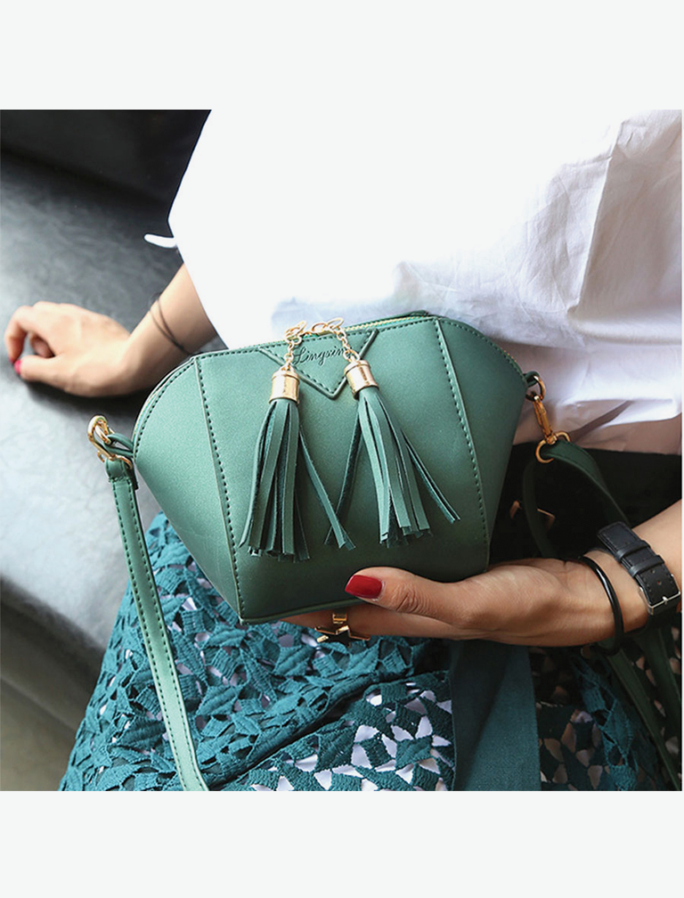 Solid Mini Saddle Evening Purse Solid Mini Saddle Evening Purse