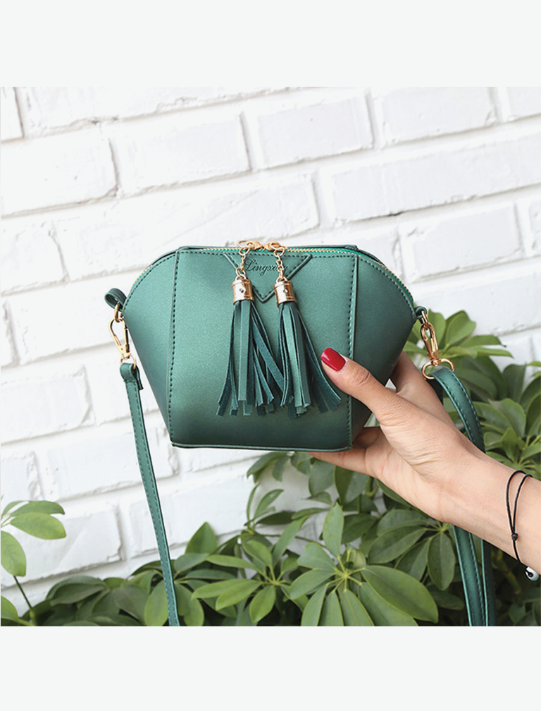 Solid Mini Saddle Evening Purse Solid Mini Saddle Evening Purse