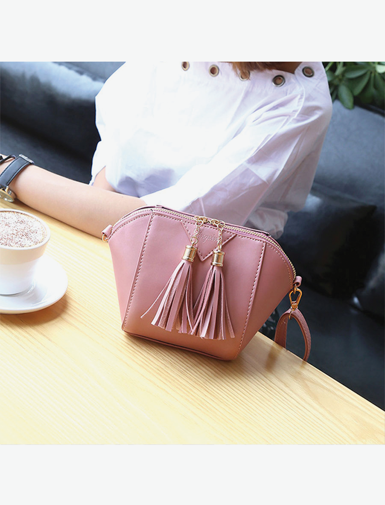 Solid Mini Saddle Evening Purse Solid Mini Saddle Evening Purse