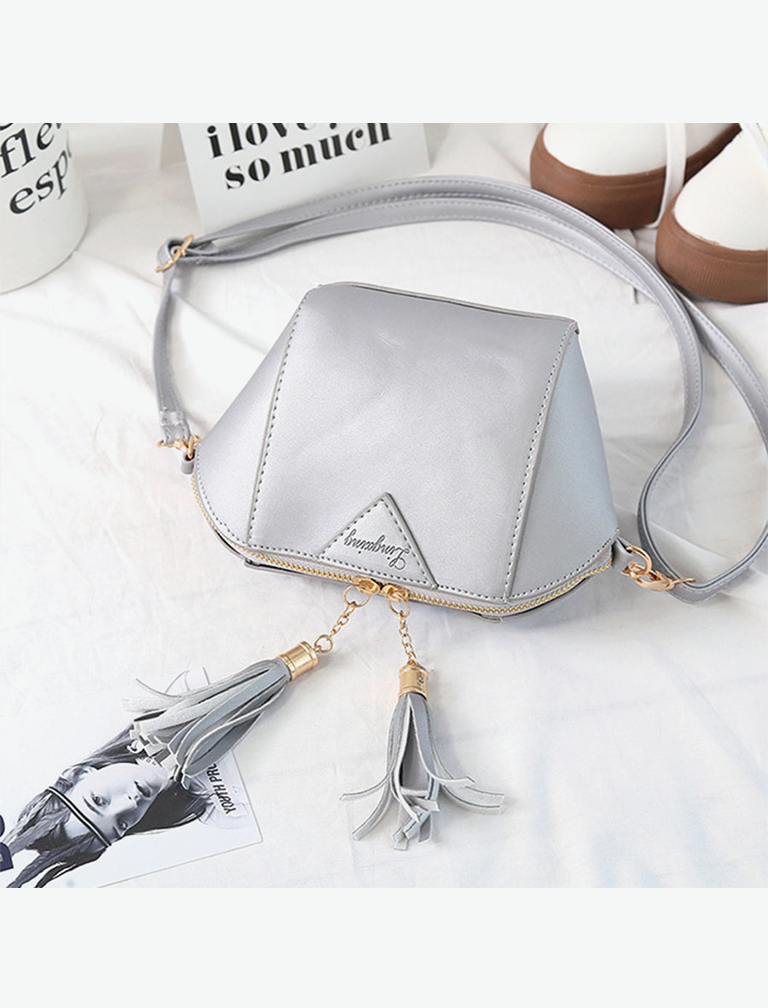 Solid Mini Saddle Evening Purse Solid Mini Saddle Evening Purse