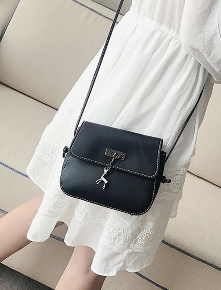 Deer Chain Mini Shoulder Bag Deer Chain Mini Shoulder Bag